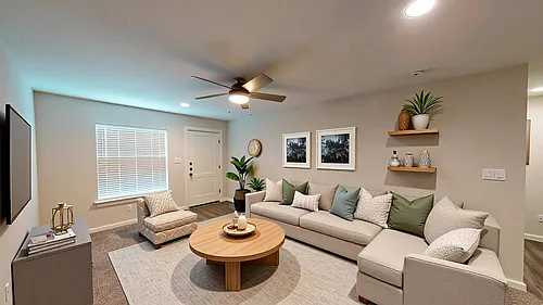 Midtown Apartments Photo 1
