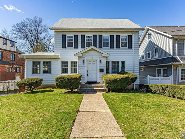 39 Clinton Ave, Kearny, NJ 07032