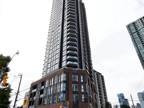 159 Wellesley St E #2906, Toronto, ON M4Y 1J4