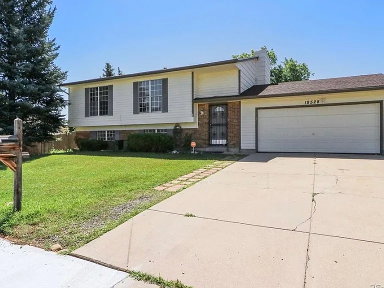 18528 E Kansas Pl — Photo 22