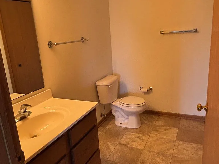 W1083 Lewis Ln — Photo 28