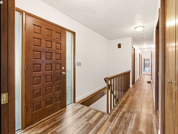 4th image of 7212 NE 74th Ave