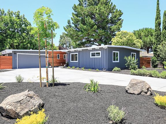 2nd image of 327 Cloverdale Ln