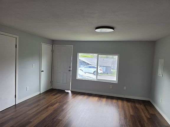 3rd image of 1720 Olympic Ave #1720