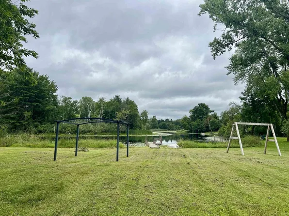 120 FRONTAGE ROAD, Iola, WI 54945