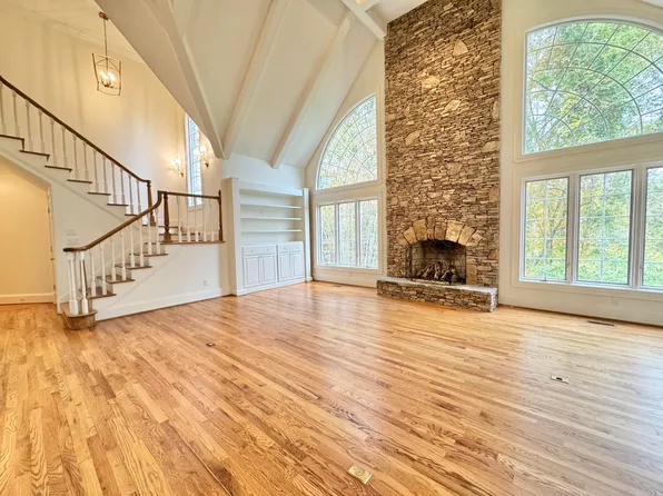 1117 Winding Oaks Way, Chattanooga, TN 37405