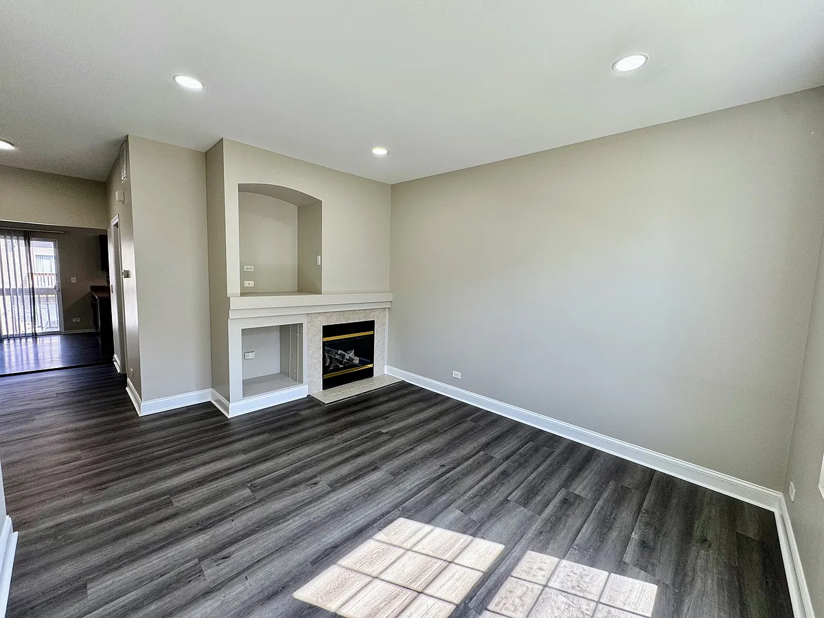 Building Photo - 766 Cherry Creek Dr