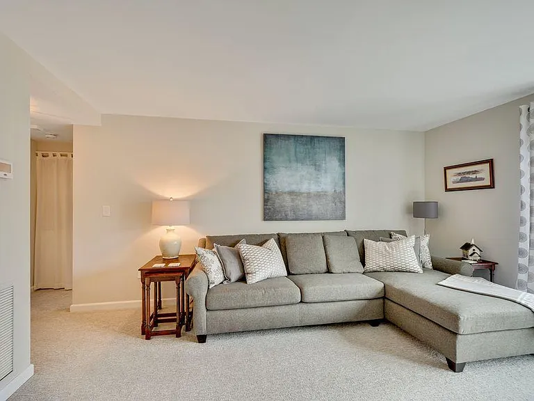 1 Watermill Pl #518 — Photo 14