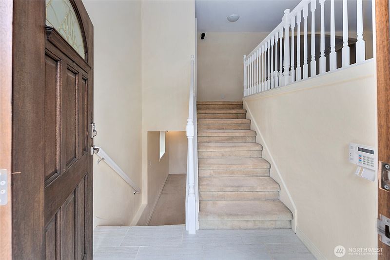 4th image of 936 N 93rd Street