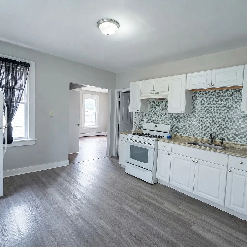 5 bed, 1796 sqft, $2,400 — Photo 1