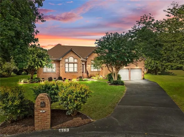 912 Shelter Rock Ln, Chesapeake, VA 23322