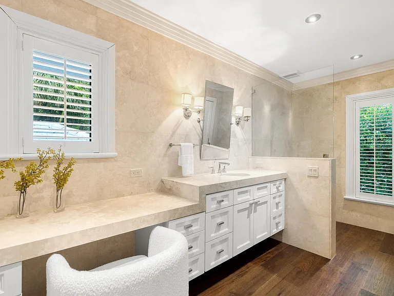 1435 N Ocean Way — Photo 15