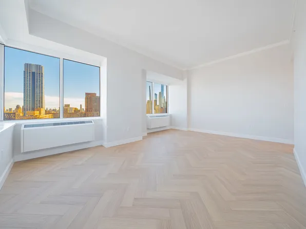 160 Riverside Boulevard image 8 of 21