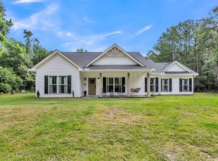 65 Music Ln, Smoaks, SC 29481