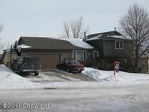 2nd image of 1024 Almon Dr