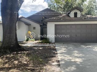 1614 Coppersmith Ct, Lutz, FL 33559