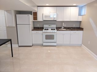 9003 Acredale Ct, College Park, MD 20740