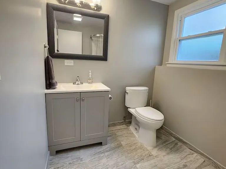 Sycamore Dr — Photo 11