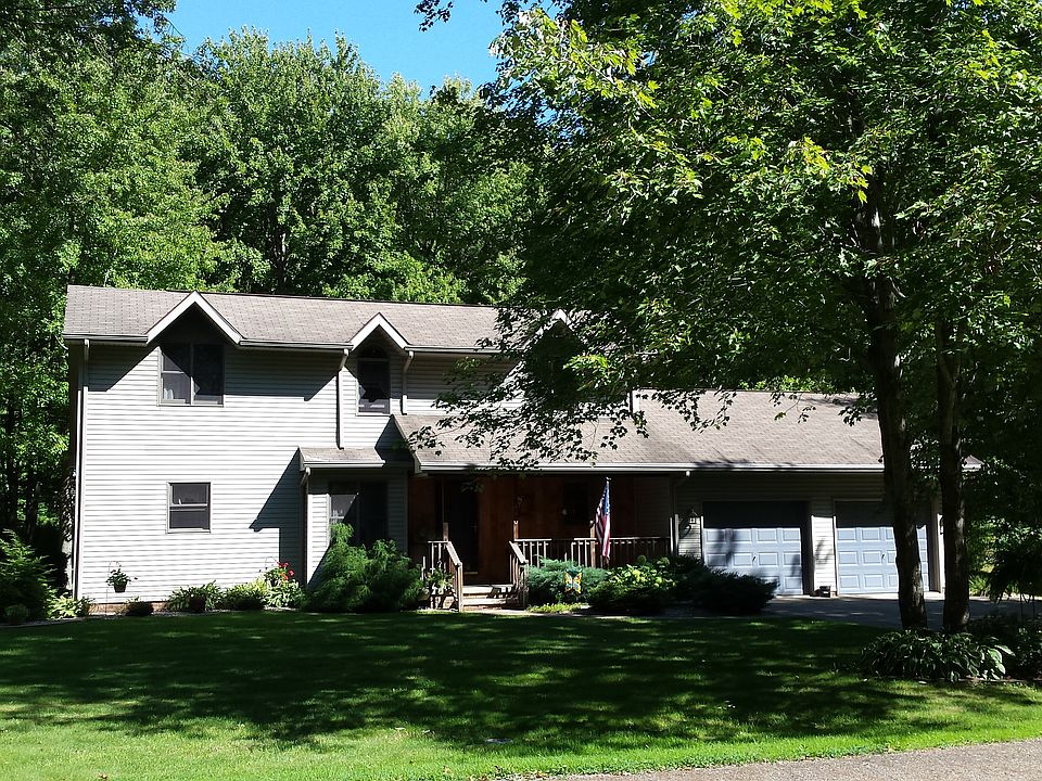 1st image of 440 Royal Oak Cir