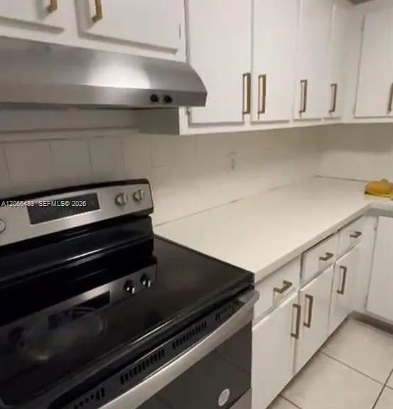 15225 NE 6th Ave #B310 — Photo 2