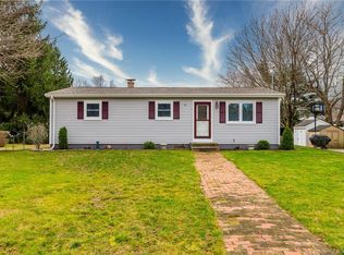 96 December Dr, Griswold, CT 06351