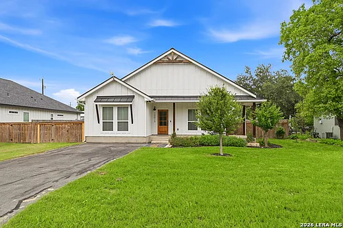 15815 Uvalde St Photo 1