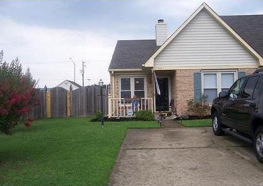 2nd image of 413 Brisa Dr