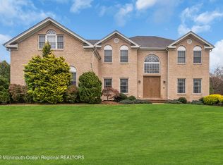 4 Short Hills Blvd, Jackson, NJ 08527