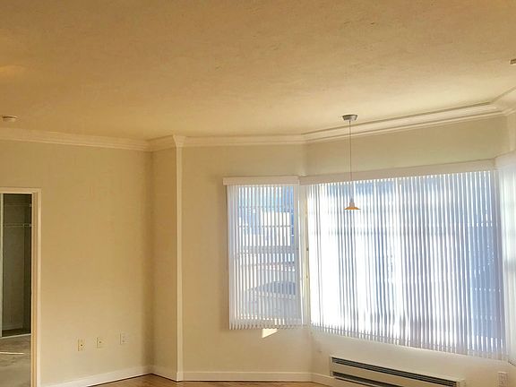 3rd image of 900 Van Ness Ave APT 304