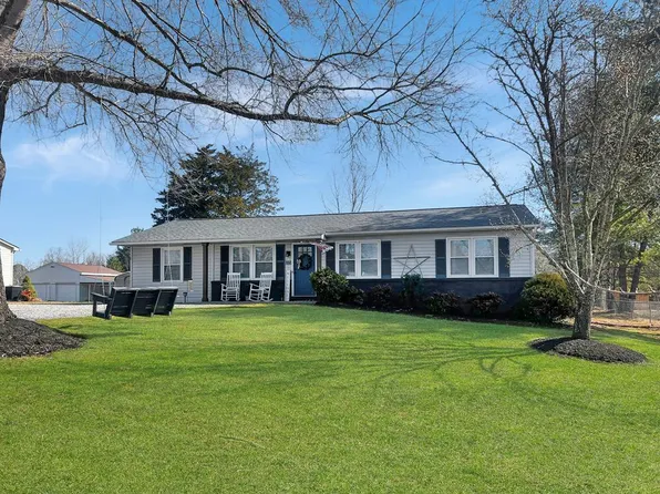 3132 Sandy Creek Rd, Dry Fork, VA 24549