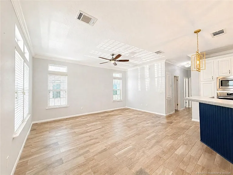 35 NE Nautical Dr — Photo 12
