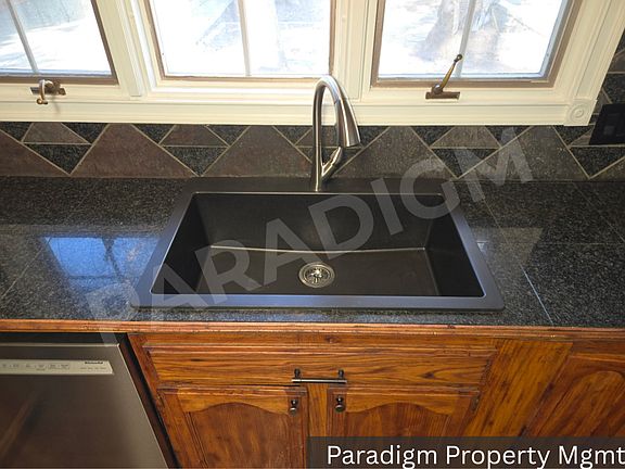 5th image of 3116 Alder Way