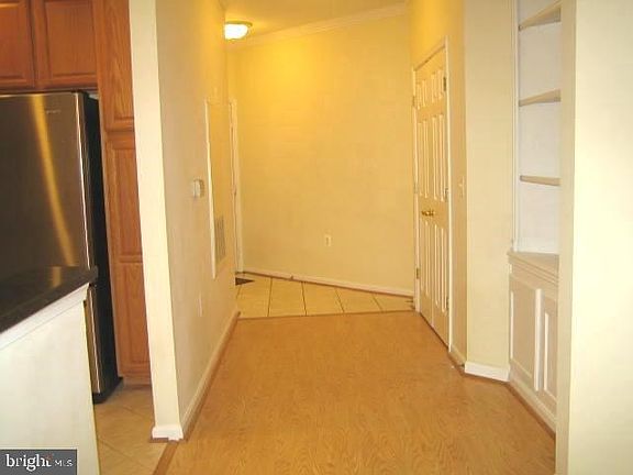 5th image of 2931 Deer Hollow Way Unit 103