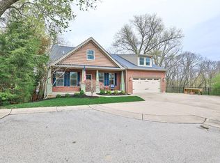 6 East Dr, Fort Mitchell, KY 41017