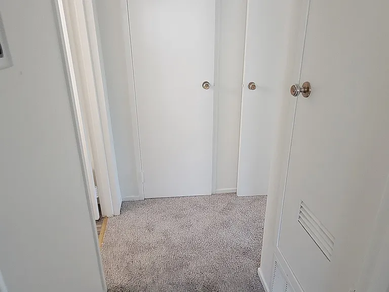 1880 Ednamary Way #D — Photo 6