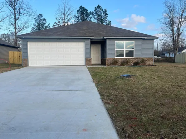 11209 River Valley Dr, Hensley, AR 72065