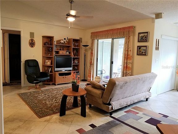 3rd image of 618 Marcus St #38