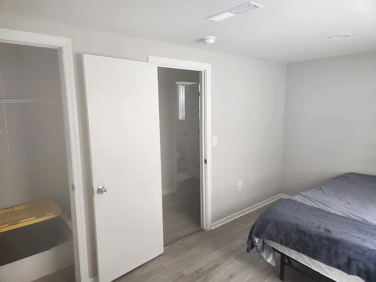 656 W Highland Ave — Photo 26