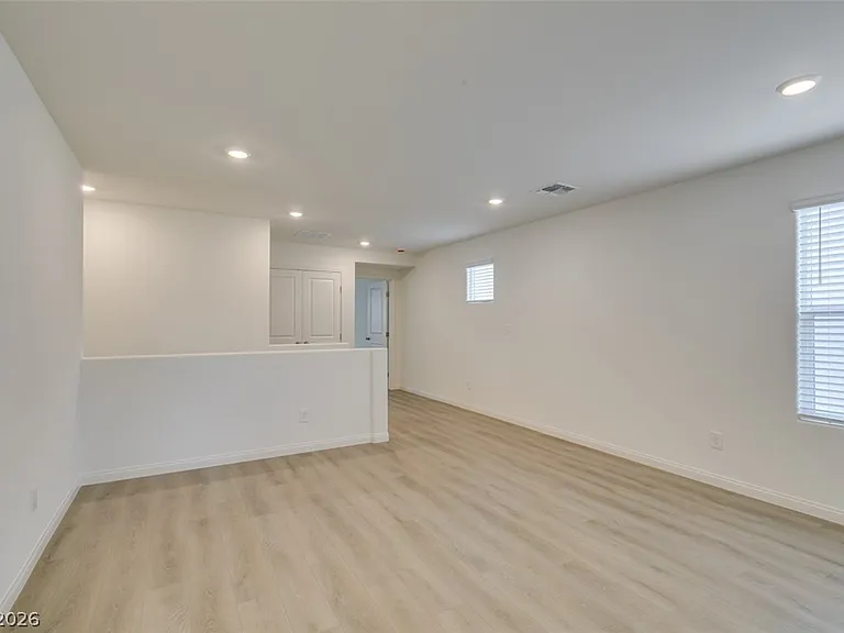 9133 Vesey Ave — Photo 33
