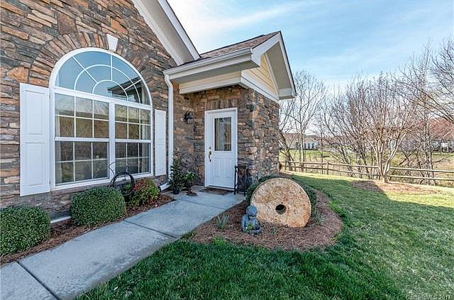 1st image of 1983 McKirkland Ct #31B