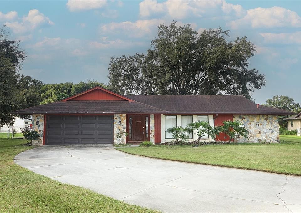 1st image of 28 WESTCHESTER DRIVE