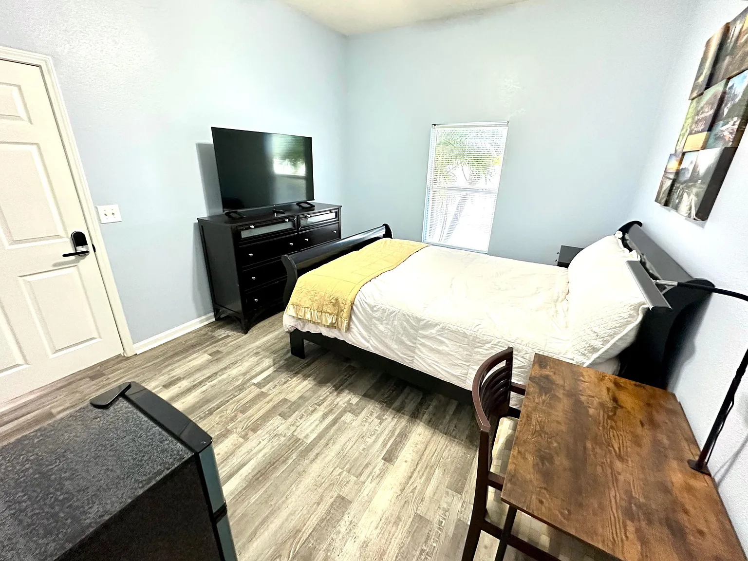 4 bed, 2.0 bath, 1155 sqft, $1,209 — Photo 3