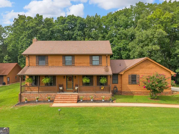 113 Cherokee Hills Ln, Toccoa, GA 30577