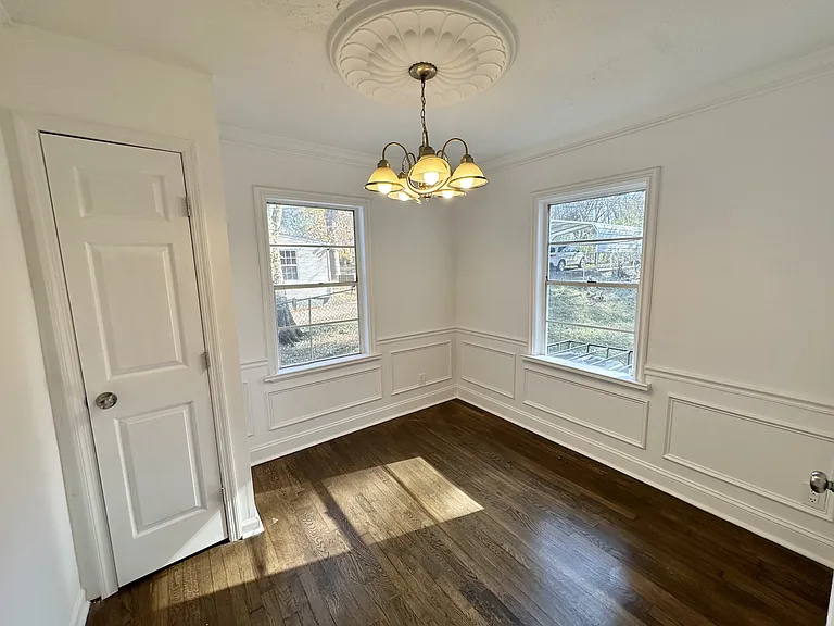 1341 Pineview Rd — Photo 5
