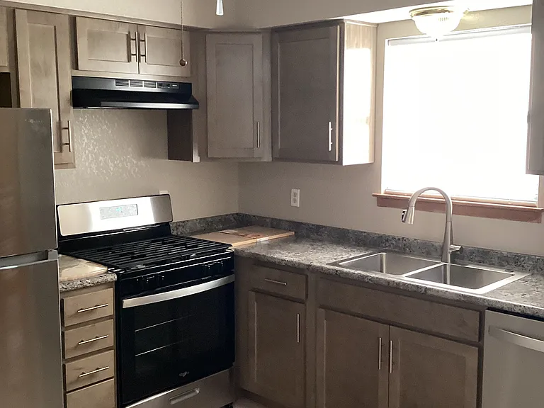 2085 Pinetrail St — Photo 6