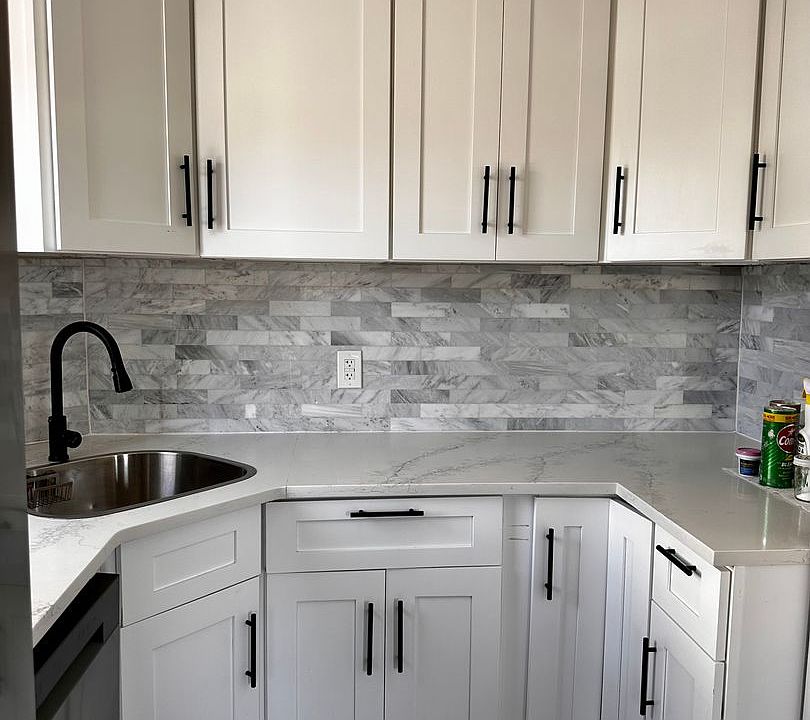 1st image of 25 Brighton St #3
