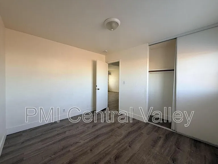 111 N Walnut Ave #1 — Photo 8