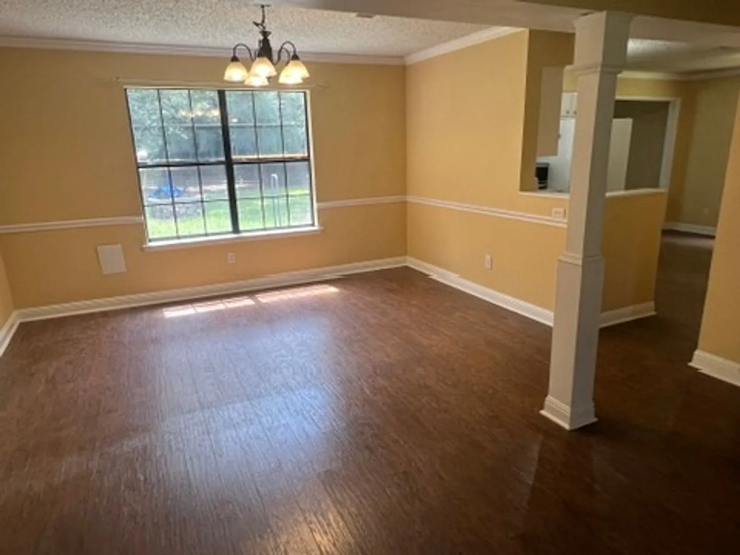 3BR/2BA with a Treehouse — Photo 3