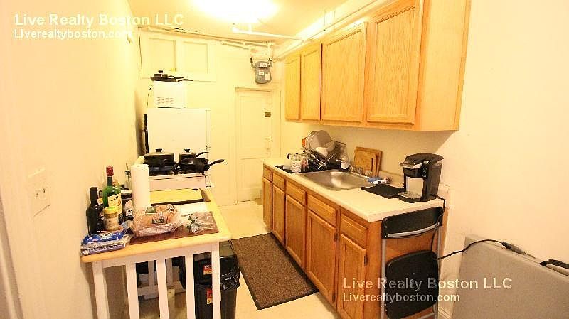 2nd image of 583 Washington St