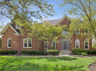 653 Limestone Dr, Batavia, IL 60510